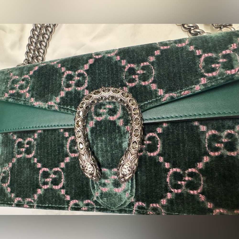 🔥Limited Edition Gucci Velvet Dionysus Small - Picture 2 of 15